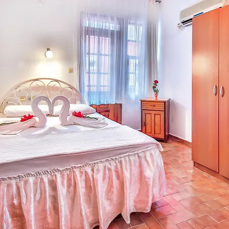 Bed and breakfast Meltem 4*