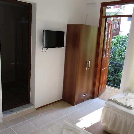 Meltem Oda ve Kahvaltı 4*