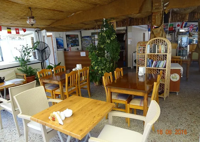 ベッド・アンド・ブレックファスト Meltem 4*